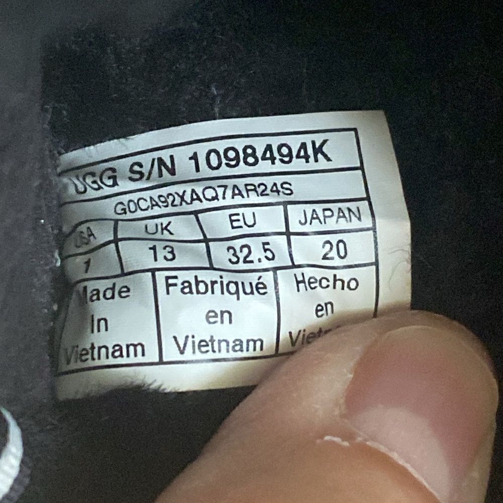 UGG Fluff Yeah Sheepskin Sandals - Picture 11 of 12